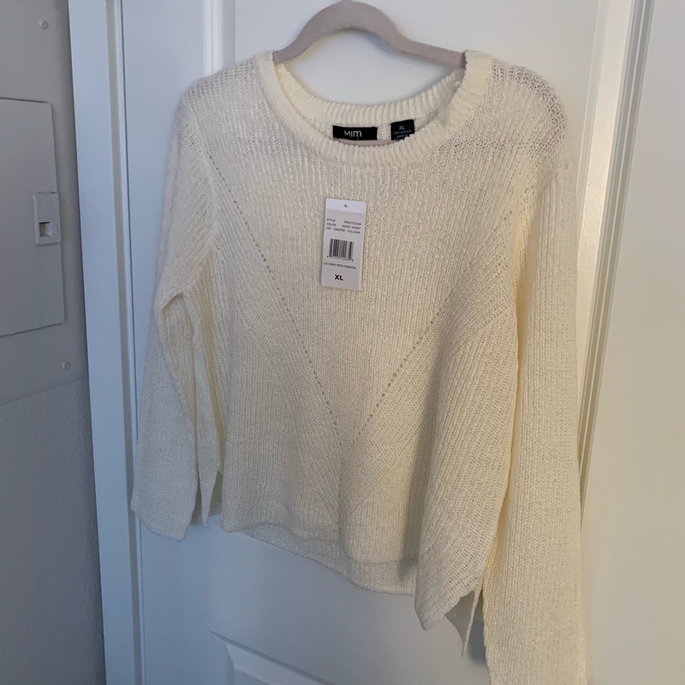 Cute crop sweater